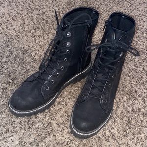 Black combat boots 8.5